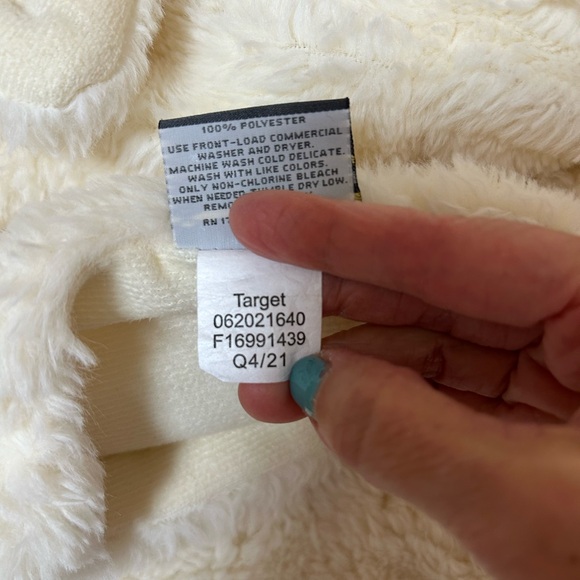 Threshold Blanket/Throw - Picture 6 of 6